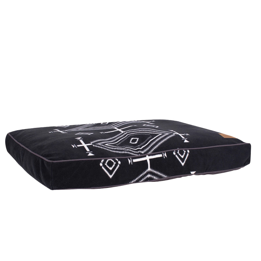 water-resistant Pendleton Dog Bed Los Ojos pet napper