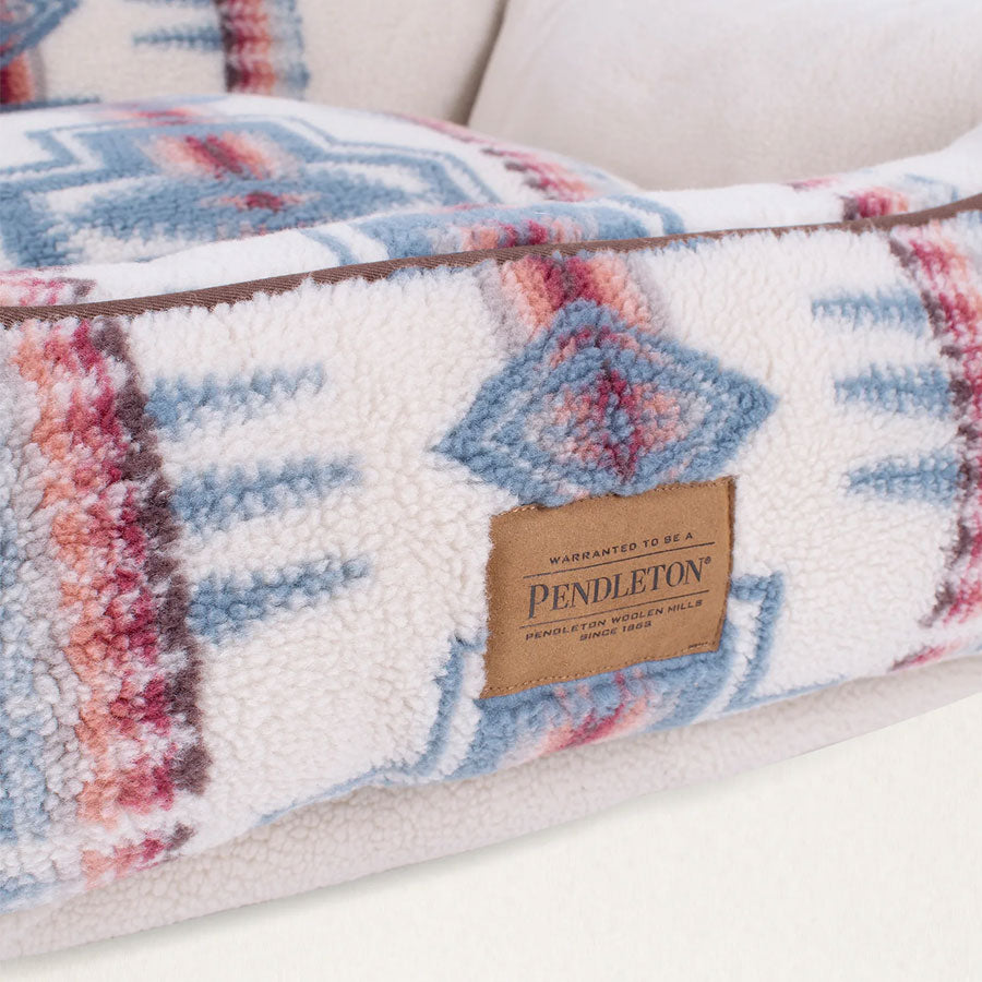Pendleton Berber Kuddler - Harding Rosewood With Removable Cover