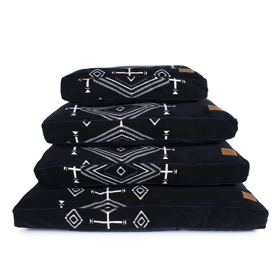 water-resistant Pendleton Dog Bed Los Ojos pet napper