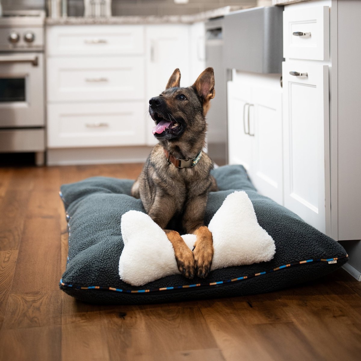 Orthopedic Foam Sherpa Pillow Bed For Cats And Dogs