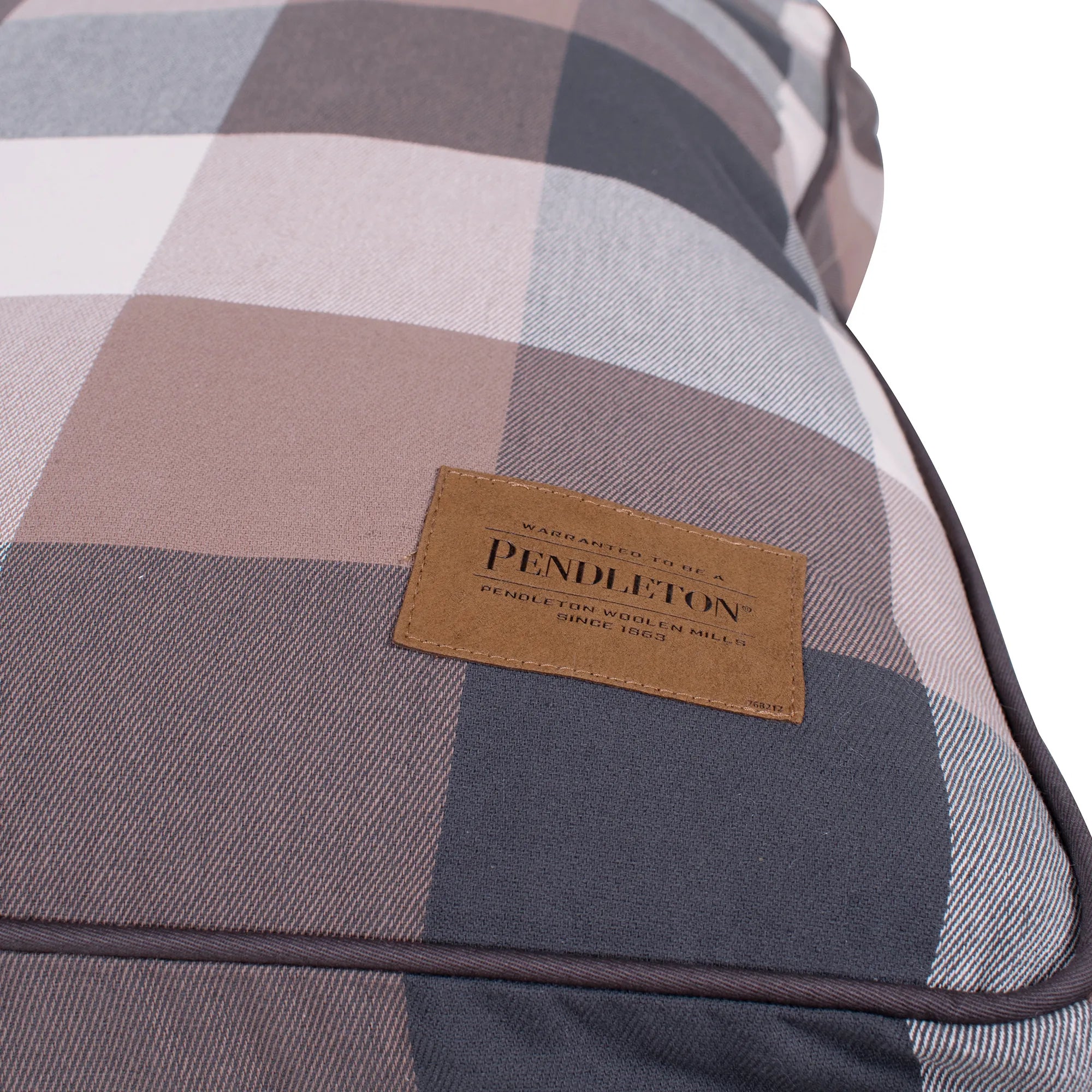 Pendleton dog bed napper with removable cover