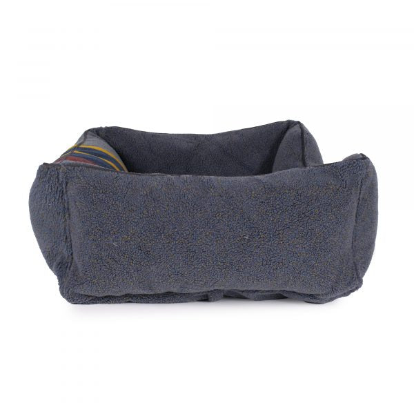 Pendleton vintage camp lake bed